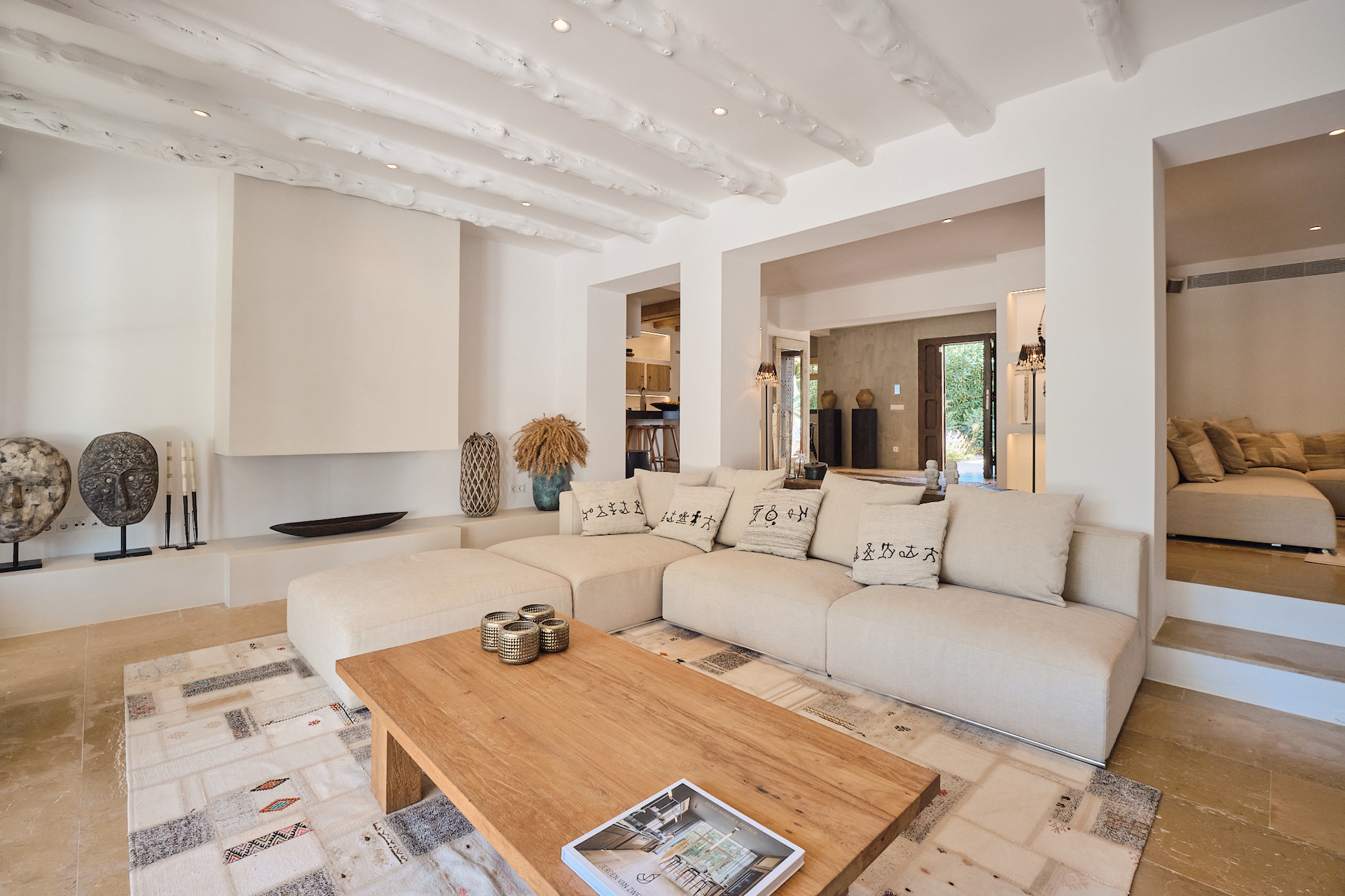 Resa Estates finca campo san jose Ibiza living room.jpg
